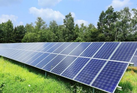 平價(jià)上網(wǎng)大幕開啟，疊瓦組件將成下一看點(diǎn)！